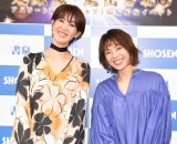 栗原恵＆迫田さおり、キュートなワンピ姿を披露 元女子バレー代表のレジェンドが“トレカ”に | ORICON NEWS