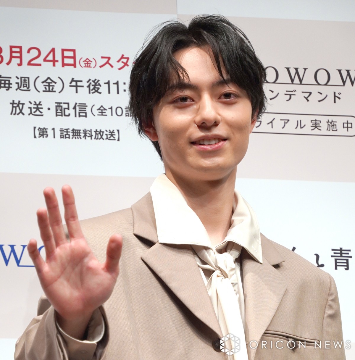 HiHi Jets作間龍斗「正面から皆さんと一緒に入って来た」 ファンの近く通るも気づかれず | ORICON NEWS