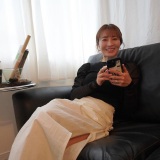 �����O�X�J�[�g������r���̂��������V�R��t(�ʐ^�̓I�t�B�V�����u���O���) 