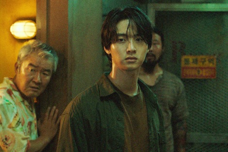 �ǖقȐF�j�i�C�t�g���̃C�E�h�C���i�`�����E�h�������j �iC�j2022 THE CONTENTS ON & CONTENTS G & CHEUM FILM CO.,LTD. All Rights Reserved. 