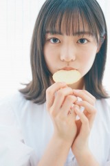 日向坂46『四期生のぽかぽか写真館』トップバッターの正源司陽子 