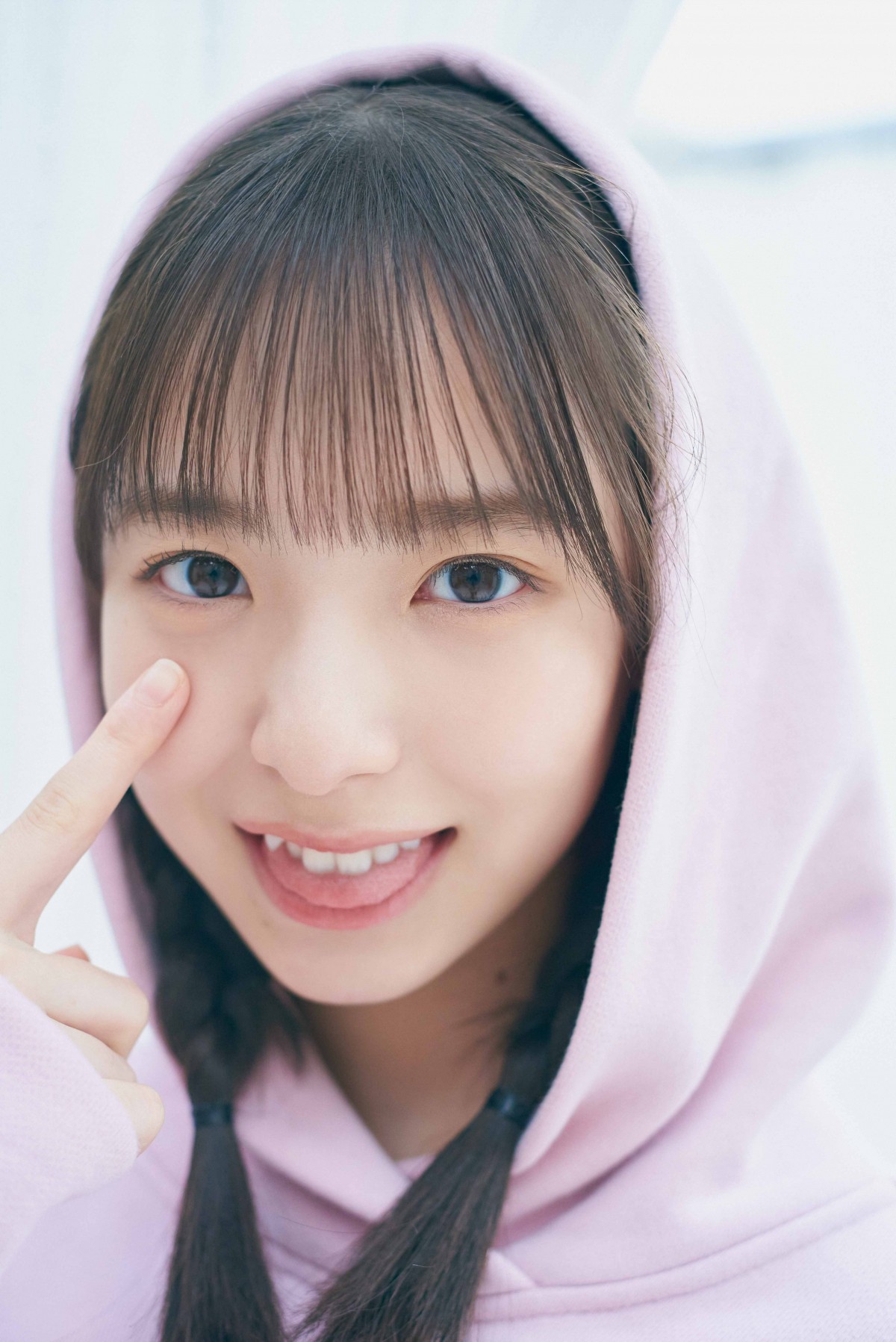 画像・写真 | 日向坂46最年少・渡辺莉奈の上目遣い＆舌ペロにファン悶絶「これで14は末恐ろしい」 2枚目 | ORICON NEWS