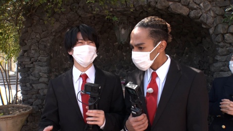 11日放送の『ひらけ！パンドラの箱 アンタッチャブるTV』に出演する（左から）末澤誠也、草間リチャード敬太（C）カンテレ 