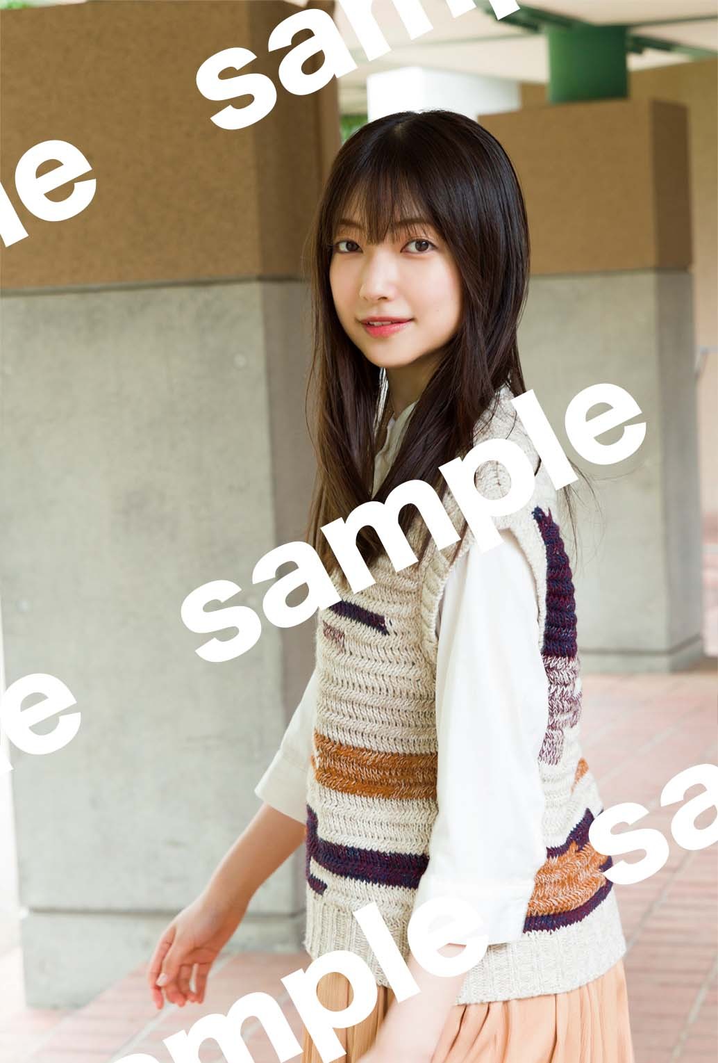 画像・写真 | 櫻坂46大園玲、プールサイドではしゃぐ彼女感水着