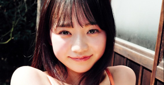 ミスマガ審査員特別賞」藤本沙羅、妖艶な“文学少女”に 15年間続けて