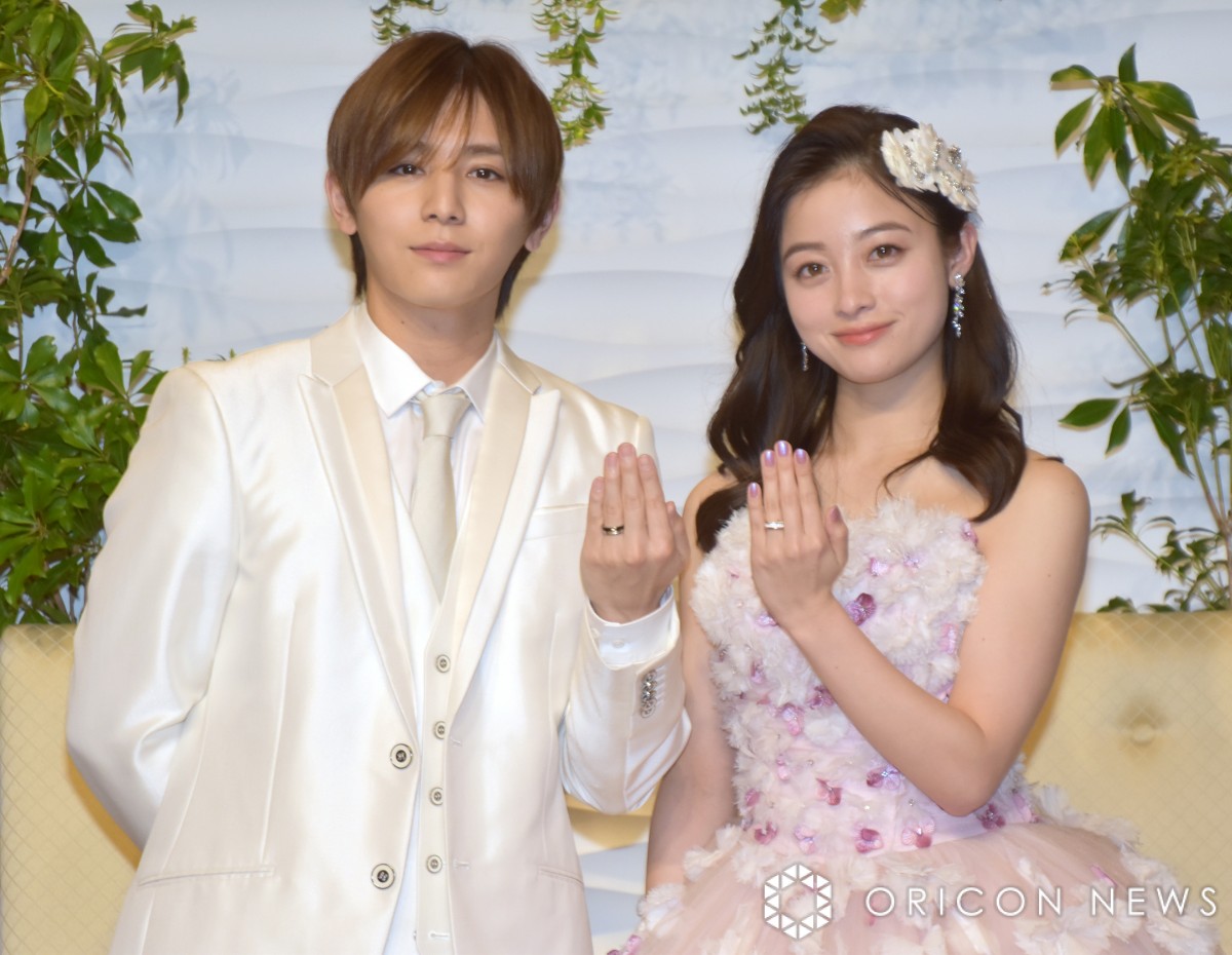 橋本環奈、『王様に捧ぐ薬指』の撮影秘話 山田涼介は犬をわしゃわしゃ