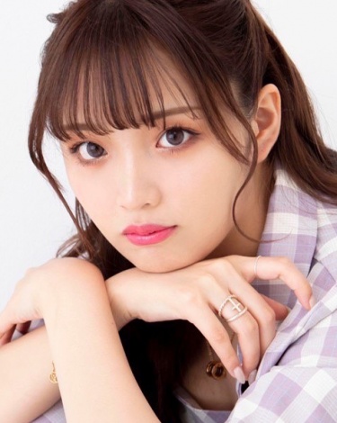 ダレノガレ明美さん　直筆サイン入り写真　TGC AW 画像1/4) ダレノガレ明美、爽やか春コーデで美脚披露＜TGC 2015S