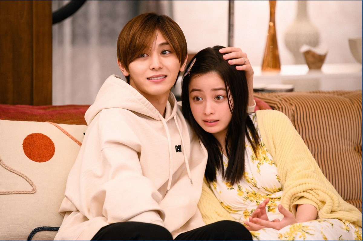 橋本環奈“綾華”＆山田涼介“東郷”かりそめの夫婦生活が始動 『王様に
