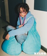 �W���j�[�YWEST����]�A�܂�Ŕ������A�[�g���̂��̂� �wNYLON JAPAN�x�A�ڑ�7�� 