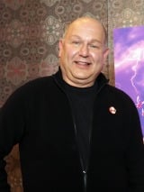 �f��w�U�E�X�[�p�[�}���I�u���U�[�Y�E���[�r�[�x�C���~�l�[�V������CEO�N���X�E�����_���h���� 