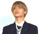 �Ȃɂ�j�q�E���������A�w��P����x�ӏ܂��������o�[�̔����ɂɂ�܂�u�߂�����J�߂Ă���܂����v ������8��ӏ� 