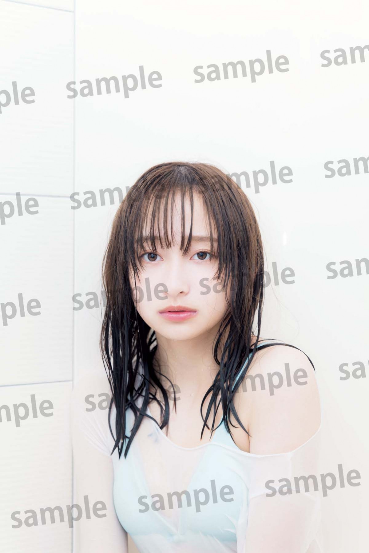 画像・写真 | 日向坂46影山優佳、渾身の空色水着姿 オリジナルクイズが