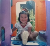 �₷�q�A�c�����̂ق̂ڂ̃V���b�g�ɔ����u���ƕς��Ȃ��\��̖L�����v�u�߂����Ⴉ�킢��!�v 