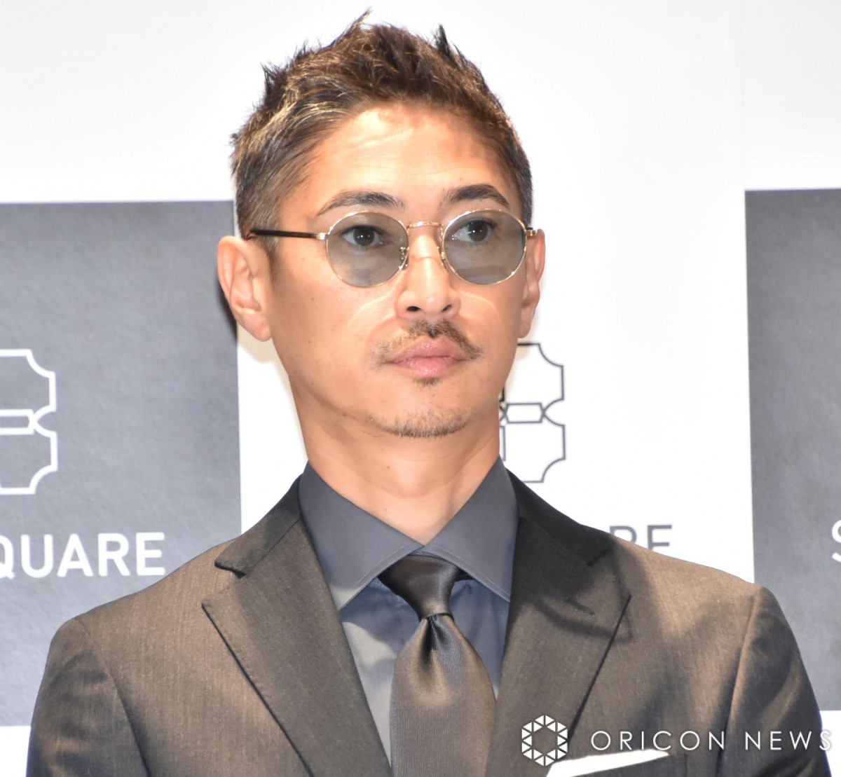 ☆匿名発送☆窪塚洋介着　ナイキラボ× クロット トラックスーツ 窪塚洋介・愛流親子が思い出の写真を再現 青山商事が新ヴィジュアル公開