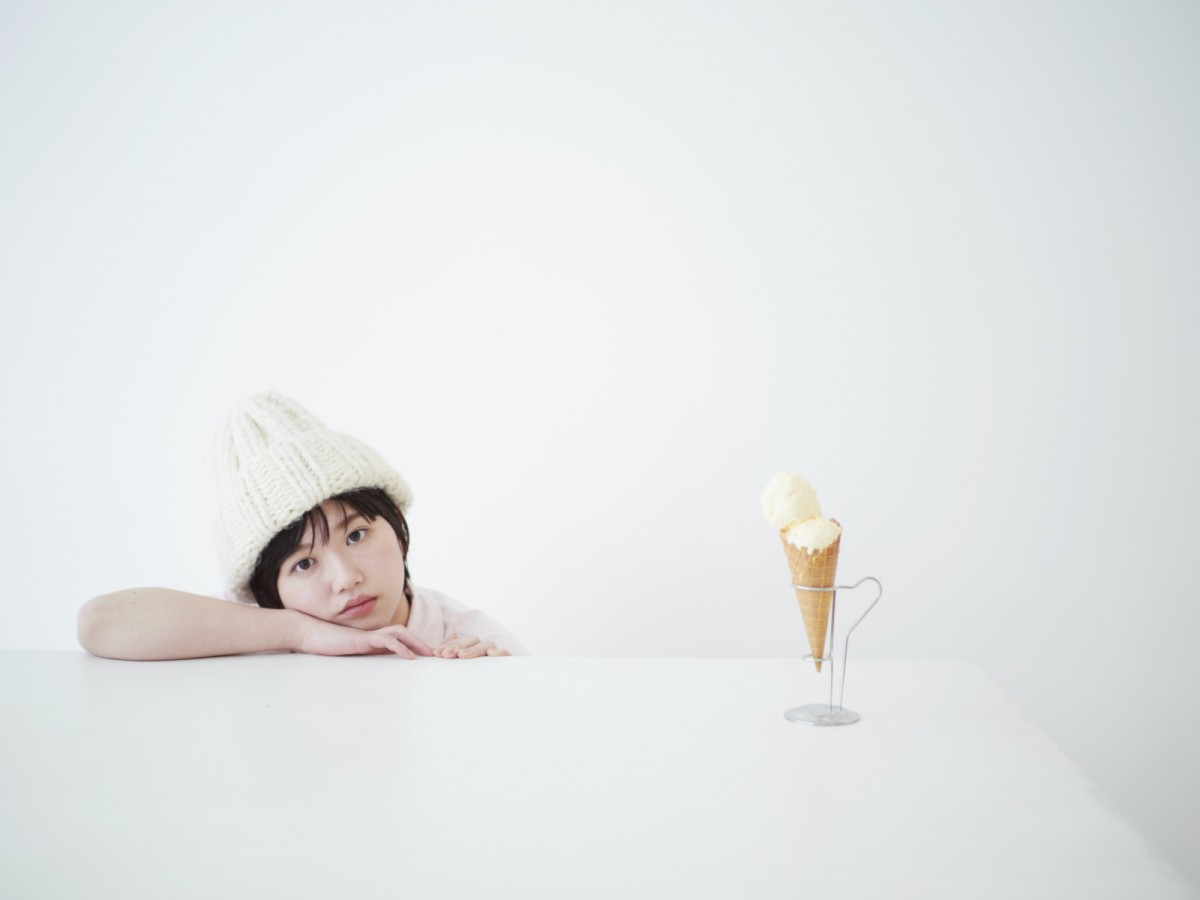 アンジュルム竹内朱莉『卒業写真集』蒼井優＆菊池亜希子がW編集長で