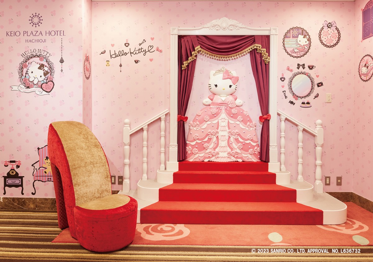 国内初「マイメロディ・クロミ」のキャラクタールームが登場