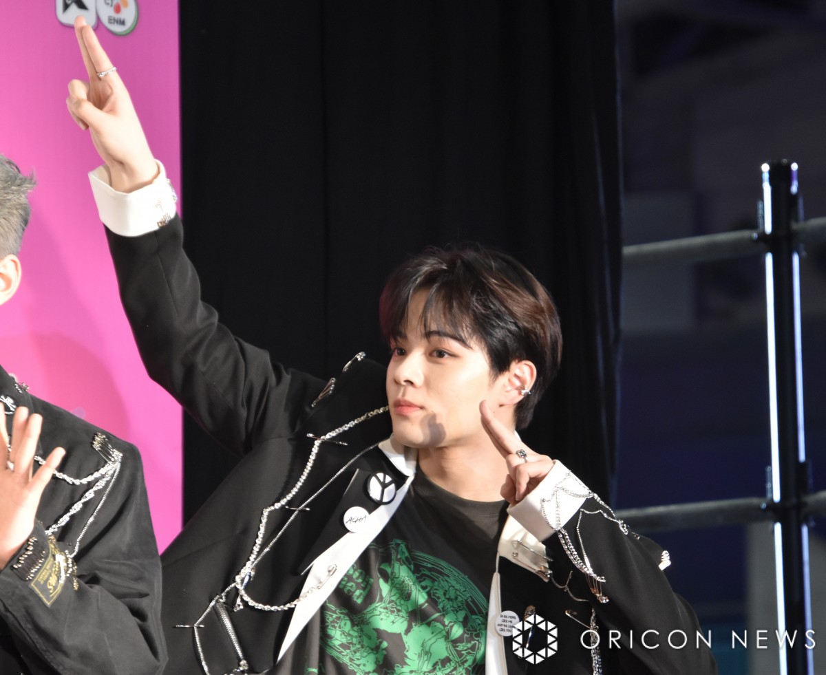 画像・写真 | 【KCON JAPAN】JO1、BTS曲カバーで2万人熱狂 2日目トリはATEEZ 26枚目 | ORICON NEWS