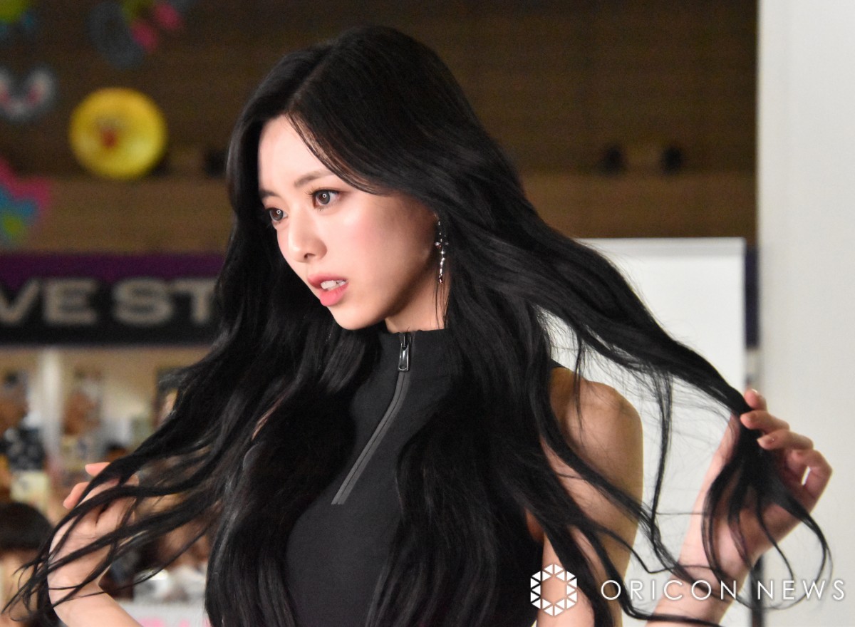 itzy リア　kcon チェキ 画像・写真 | 【KCON JAPAN】ITZY「Qoo10」ブースにサプライズ