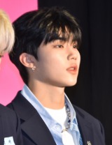 �wKCON JAPAN 2023�x���b�h�J�[�y�b�g�ɓo�ꂵ��ZEROBASEONE �p�N�E�S�k�N(C)ORICON NewS inc. 