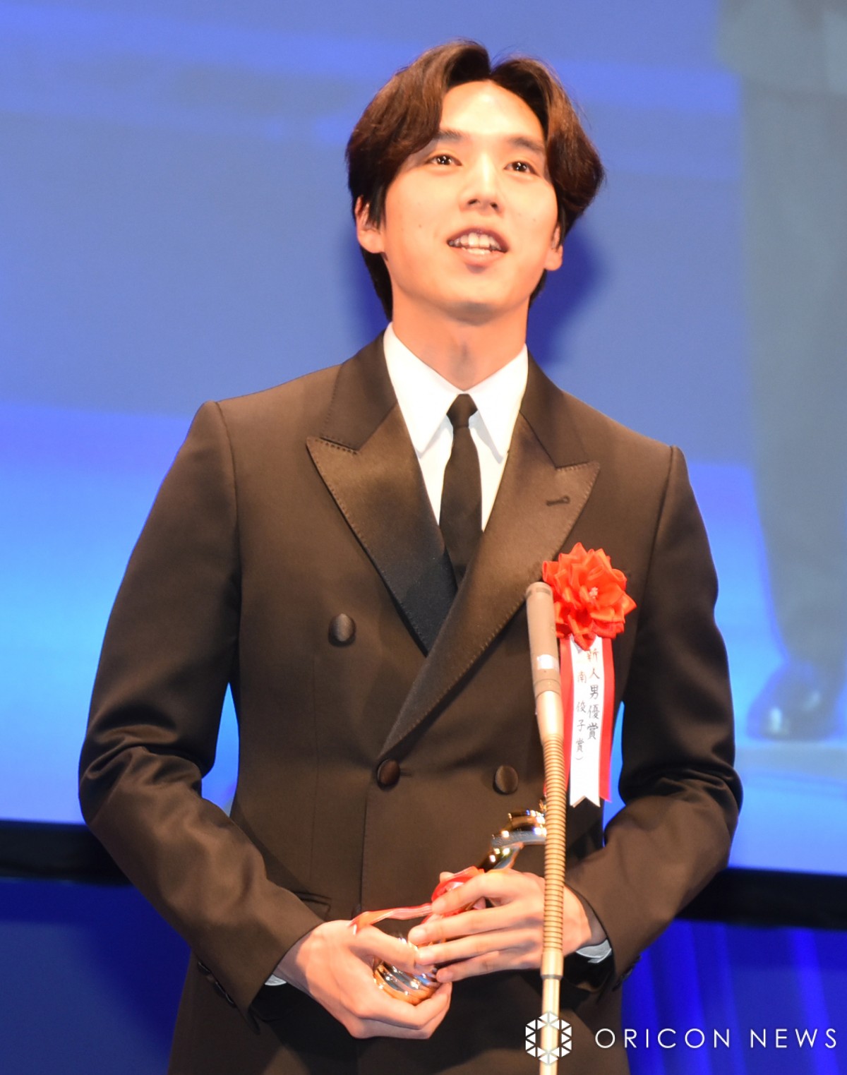 w32{f]Ƒ܁xVljD܂܂Ⓦ (C)ORICON NewS inc. 