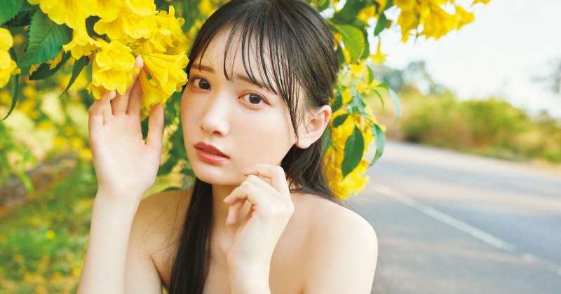 ≠ME鈴木瞳美、1st写真集発売に向け全5回の特別配信 特製フォト