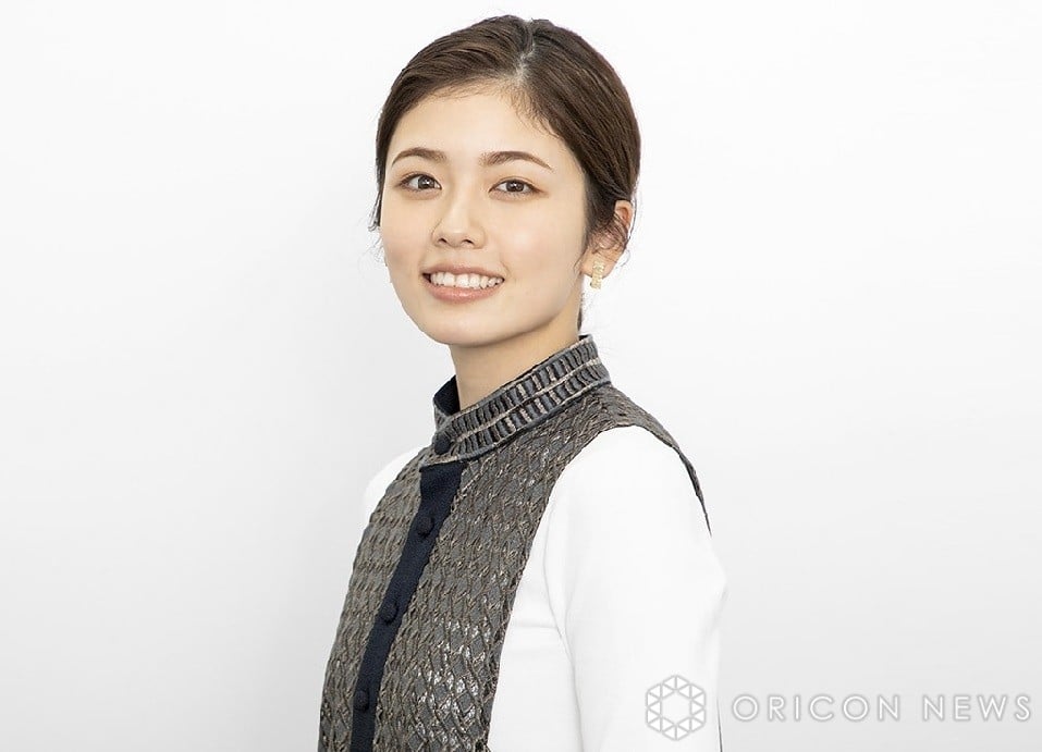 小芝風花、超ミニで美太もも全開「セクシー！！カワイイ！！」「新たな可能性感じるな～」 | ORICON NEWS