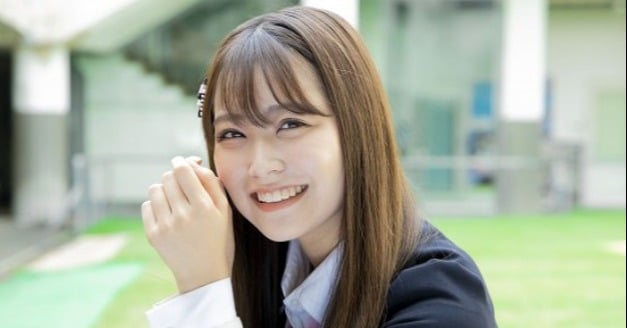 元NMB48・白間美瑠、“サバイバル”な超ミニスカ美脚ショットに反響「フレッシュ感」「カッコええっ!!」「イカしたオンナになったね」 | ORICON  NEWS