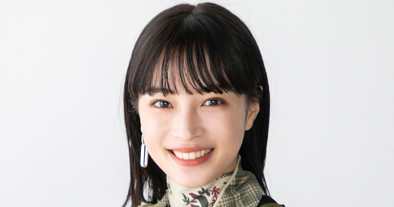 広瀬すず、ミニスカ美脚ショット「スタイル良ー!!!!!」「ほっそーい」 | ORICON NEWS