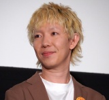 �f��w�������x���W���[�Y2 ���̃n���E�B���� -�^��-�x�́u��q�b�g���I�^�P�~�`���s���I���䂠�������x���W�c�A�[�v�ɓo�d����SUPER BEAVER�E���򗺑� �iC�jORICON NewS inc. 