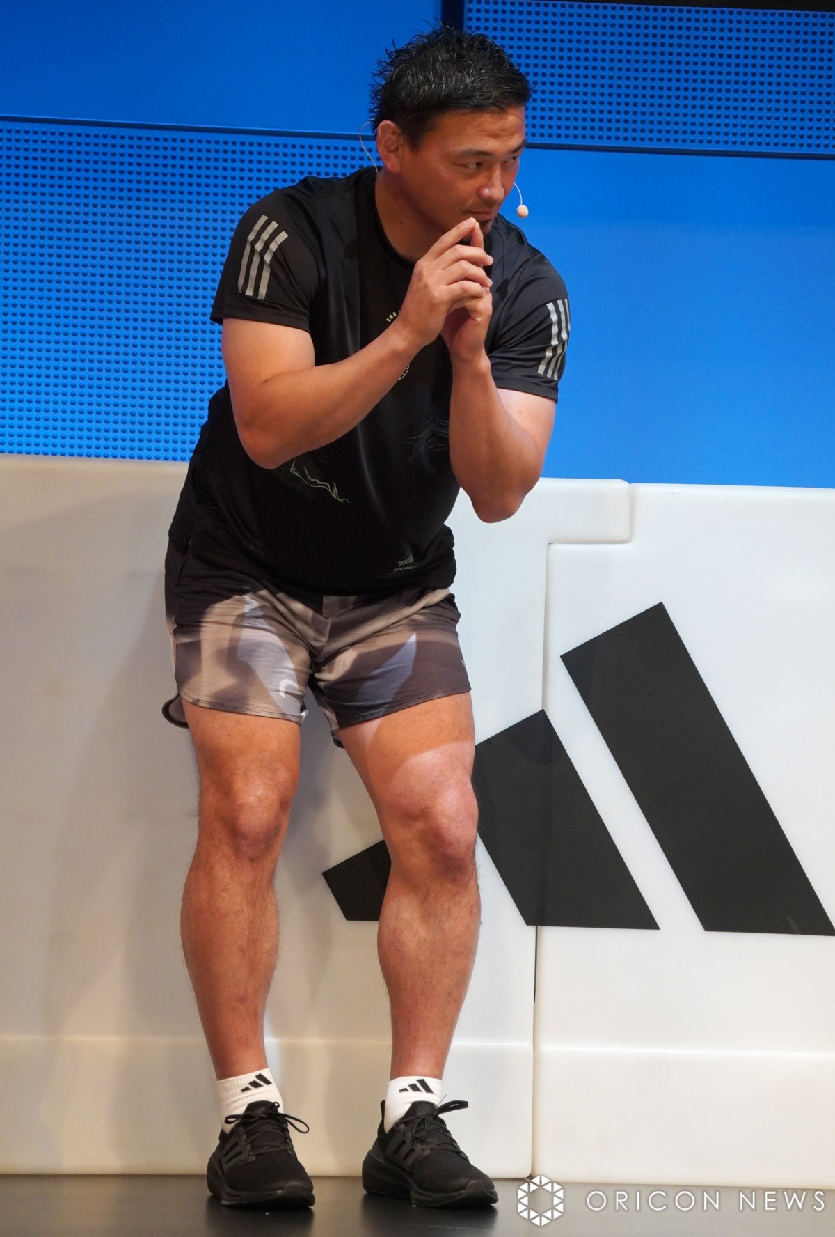 画像・写真 | 五郎丸氏、通勤は「15キロを自転車で」 “五郎丸ポーズ”披露も阿部詩選手にPK敗退 7枚目 | ORICON NEWS
