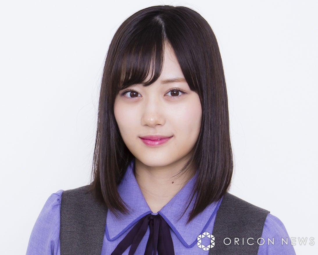 乃木坂46山下美月「仕事の合間に密会」 人気キャラといちゃつく姿に