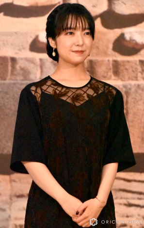 ���ʓW�w�Ñチ�L�V�R�[�}���A�A�X�e�J�A�e�I�e�B���J���x�̎�މ�ɎQ�������㔒�ΖG�� �iC�jORICON NewS inc. 