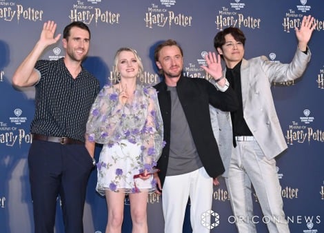 �u���[�i�[�u���U�[�X�X�^�W�I�c�A�[�����@���C�L���O�E�I�u�E�n���[�E�|�b�^�[�v�I�[�v�j���O�O��Ճ��b�h�J�[�y�b�g�C�x���g�ɓo�ꂵ���i������j�}�V���[�E���C�X�A�C���@�i�E�����`�A�g���E�t�F���g���A�{��^�� �iC�jORICON NewS inc. 