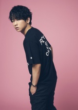 FIDES�~FIRSTORDER�R���{�A�C�e���̃r�W���A�����f���ɋN�p���ꂽlol-�G���I�[�G��-�̍����F�S(�J�����}�� : �c���ۑP��) 