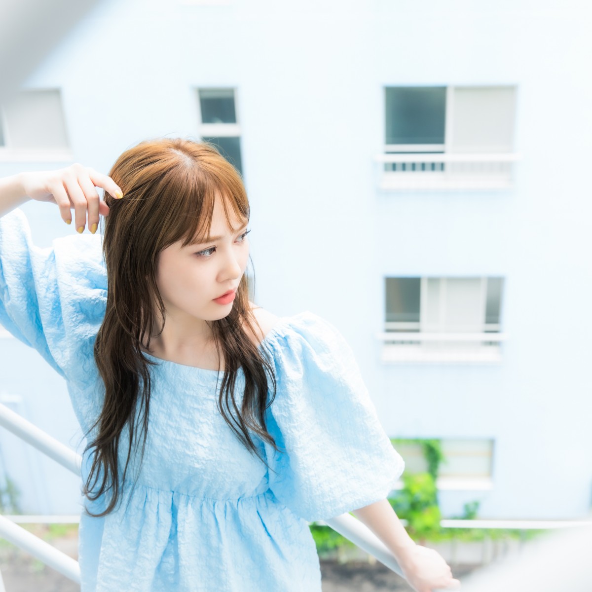 日向坂46加藤史帆、大人の水着ショットに自身も衝撃「世の中に出て