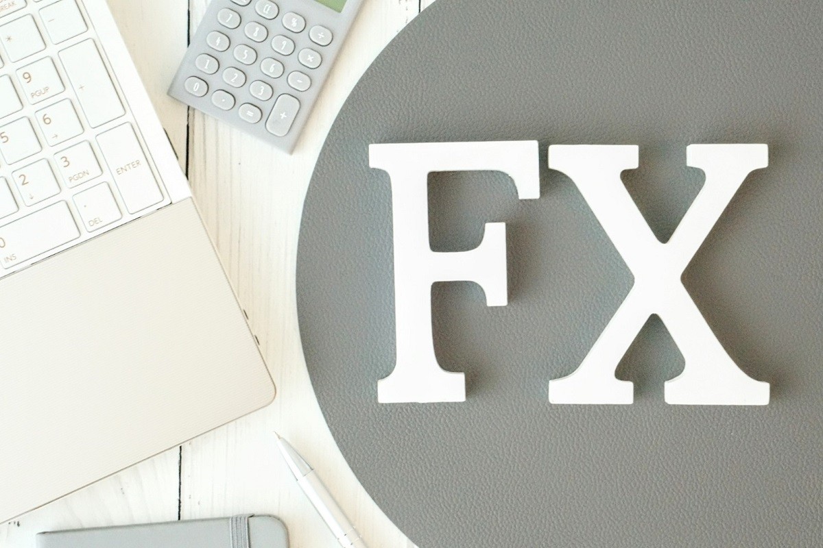 ڋqx̍uFXvƂ́Hi摜̓C[W) 
