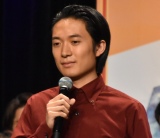 �wABC���΂��O�����v���x����B�u���b�N�ňِF�Ό��@��N10���f�r���[�̗F�c�I���͌��𑁑吶�@�_�E90000�Ƀn�C�c�F�̉�A�ߘa���}�� 