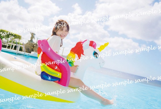 乃木坂46 田村真佑 生写真 2020 乃木坂46田村真佑、チャペルで憂い帯びた表情（写真34枚） - 音楽ナタリー