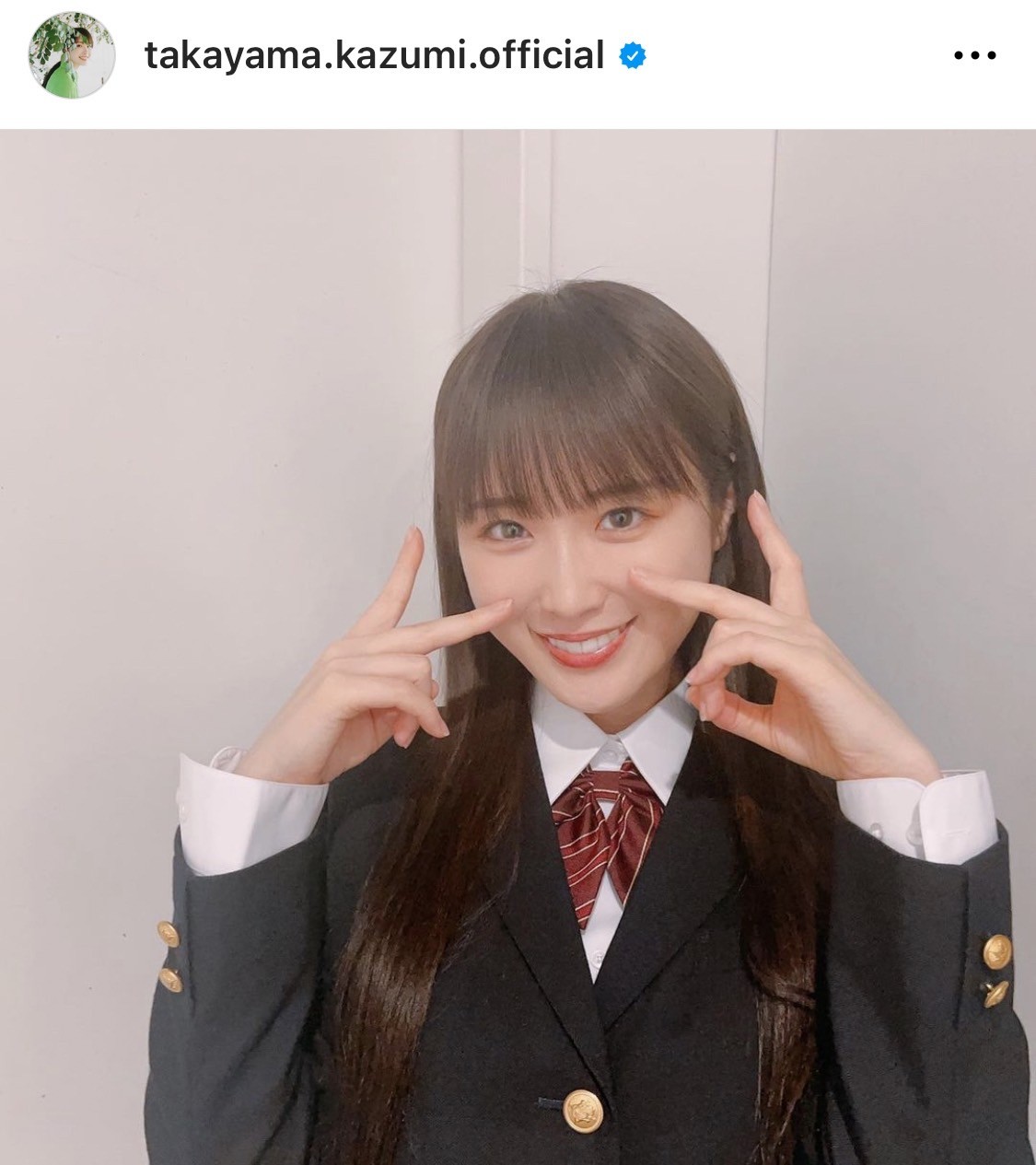 画像・写真 | 高山一実、ミニスカ制服で太もも美脚あらわ「ちょっと