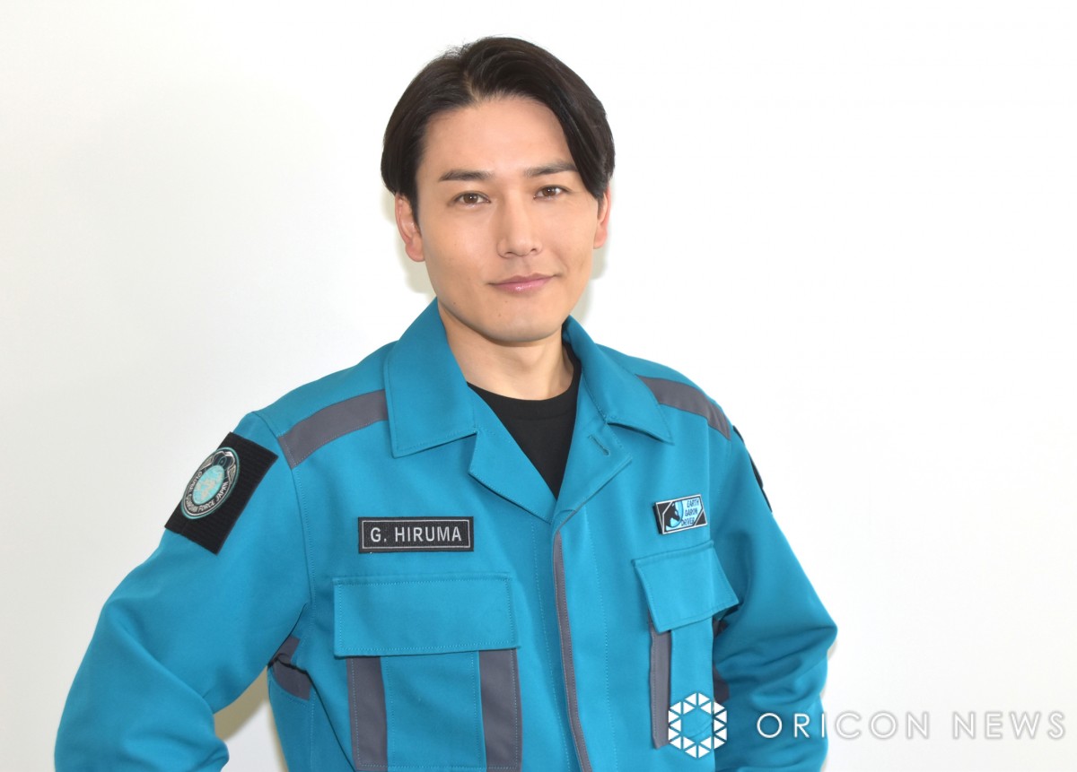 蕨野友也、『ウルトラマンブレーザー』家庭を持つ隊長が主人公など