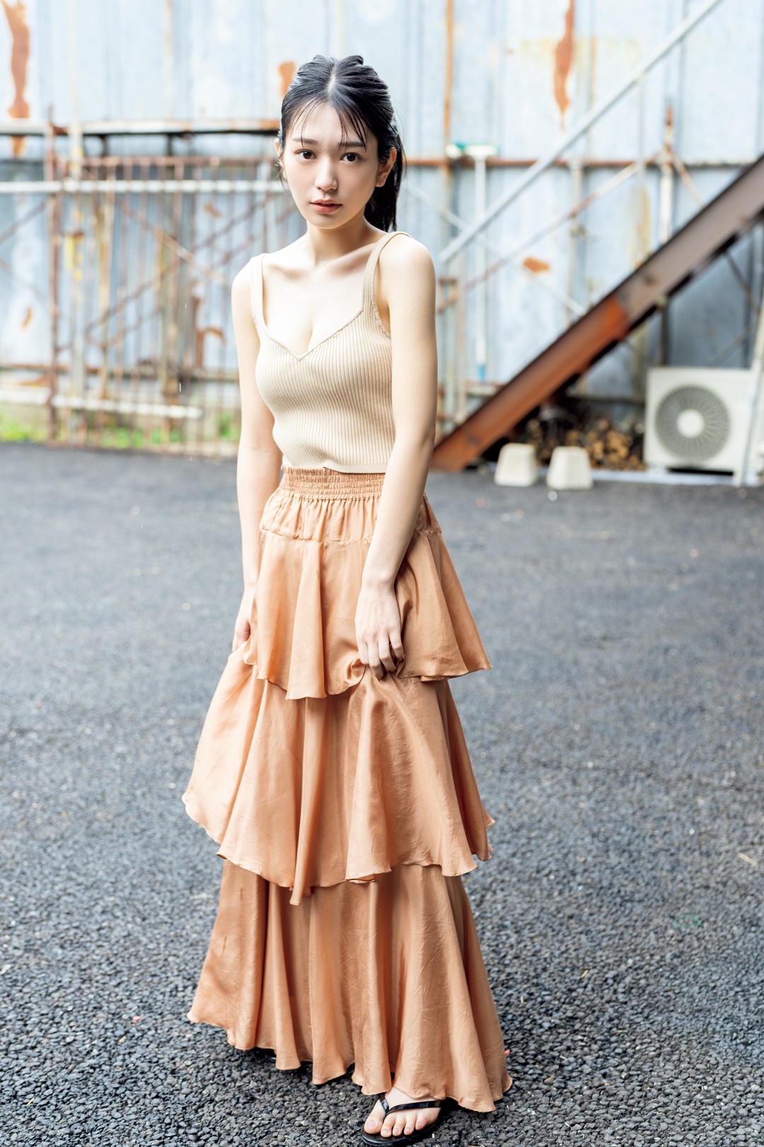 長月翠、昭和レトロな雰囲気で艶やかに…『FLASH』初表紙 連ドラ初