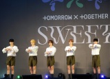 {2ndAowSWEETxLOCxgJÂTOMORROW X TOGETHER (C)ORICON NewS inc. 