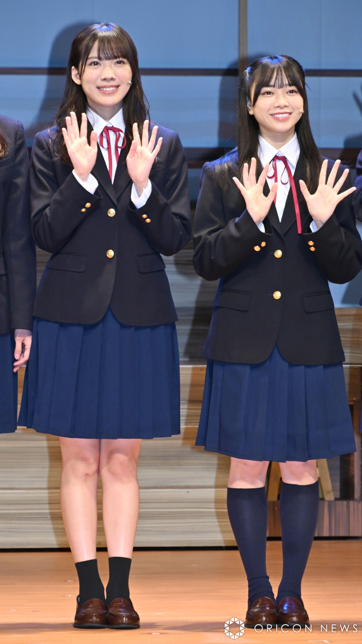 日向坂46森本茉莉＆山口陽世、W主演舞台『幕が上がる』初日に