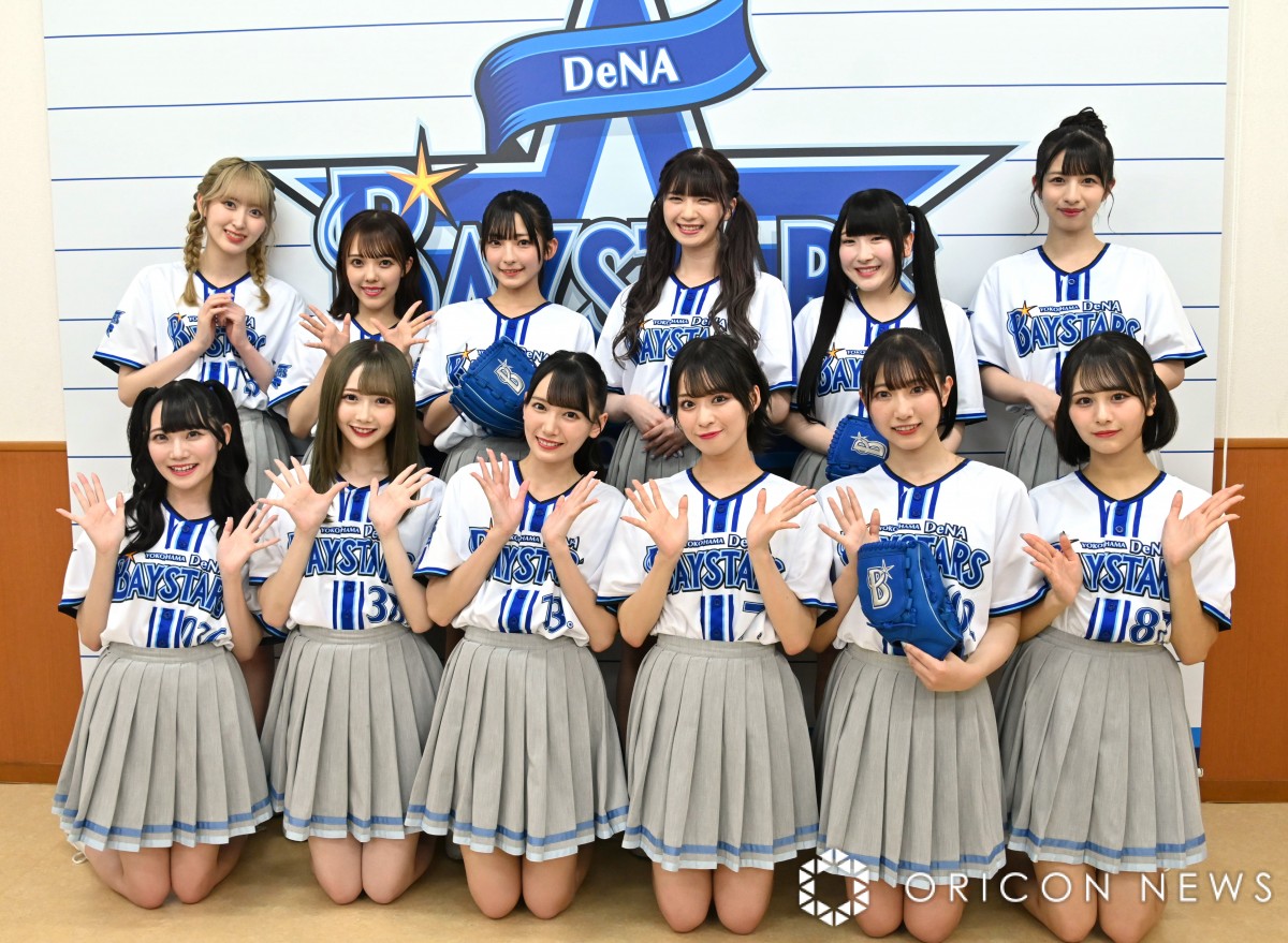 ≠ME、プロデューサー・指原莉乃の卒コン会場でセレモニアルピッチ