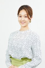 ABC�e���r�Óc�����A�i�E���T�[����1�q�D�P�A��N4���Ɍ������\���Ă��� ���Q�W���Y�̓������A�i 