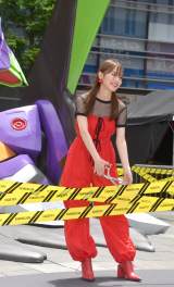 EVANGELION�~CASETiFY�u�v���W�F�N�gCSTF:�̕��꒬���v�R���{�C�x���g�e�[�v�J�b�g�Z�����j�[�ɓo�ꂵ�����c���� (C)ORICON NewS inc. 