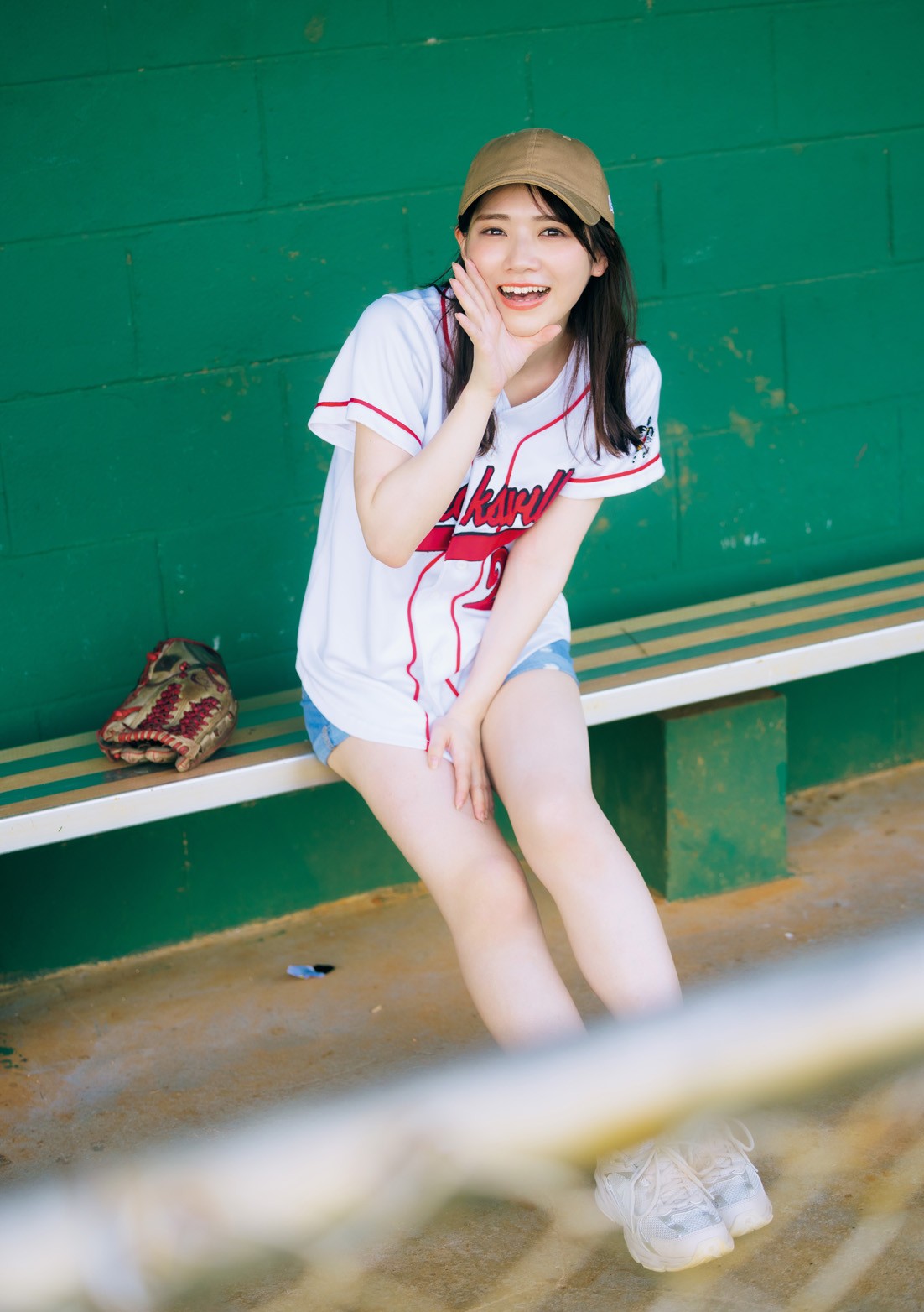 乃木坂46田村真佑、太陽をバックに神秘的ショット 1st写真集から