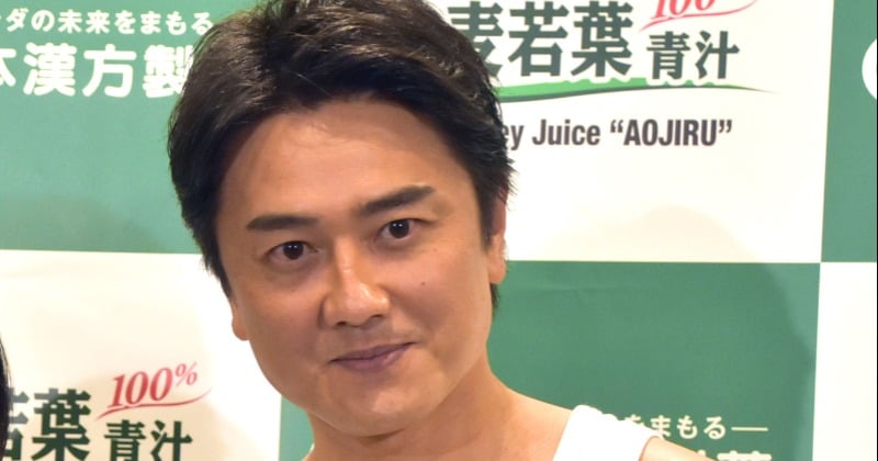 原田龍二、20歳長男と“顔出し”親子ショット 妻・愛さんが公開「めちゃイケメン」「息子さんと呑む一杯は格別ですね」 | ORICON NEWS