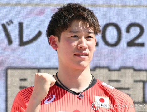 石川祐希の画像・写真 | バレー・石川祐希選手、イベントで“ウインク”披露 現役中の結婚願望も 4枚目 | ORICON NEWS