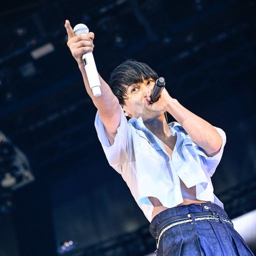 UVERworld、日産スタジアムで自らの日本記録更新する7万2000人の『男